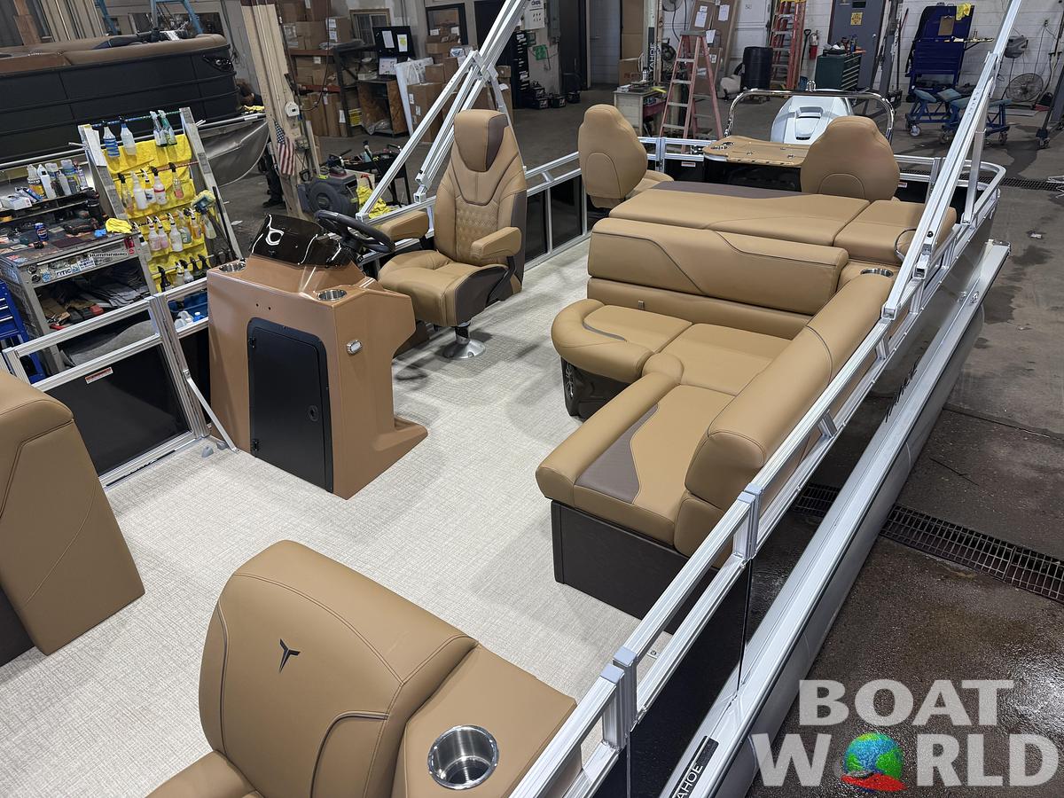 2027 Tahoe Sport Rear Fish 2385 & 4-Stroke $39995