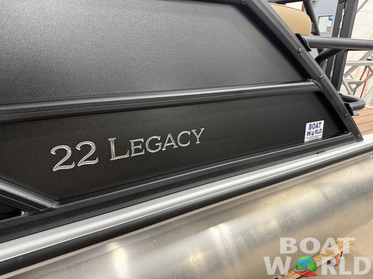 2027 Bentley Legacy 223 QSB Swingback Tritoon $54995
