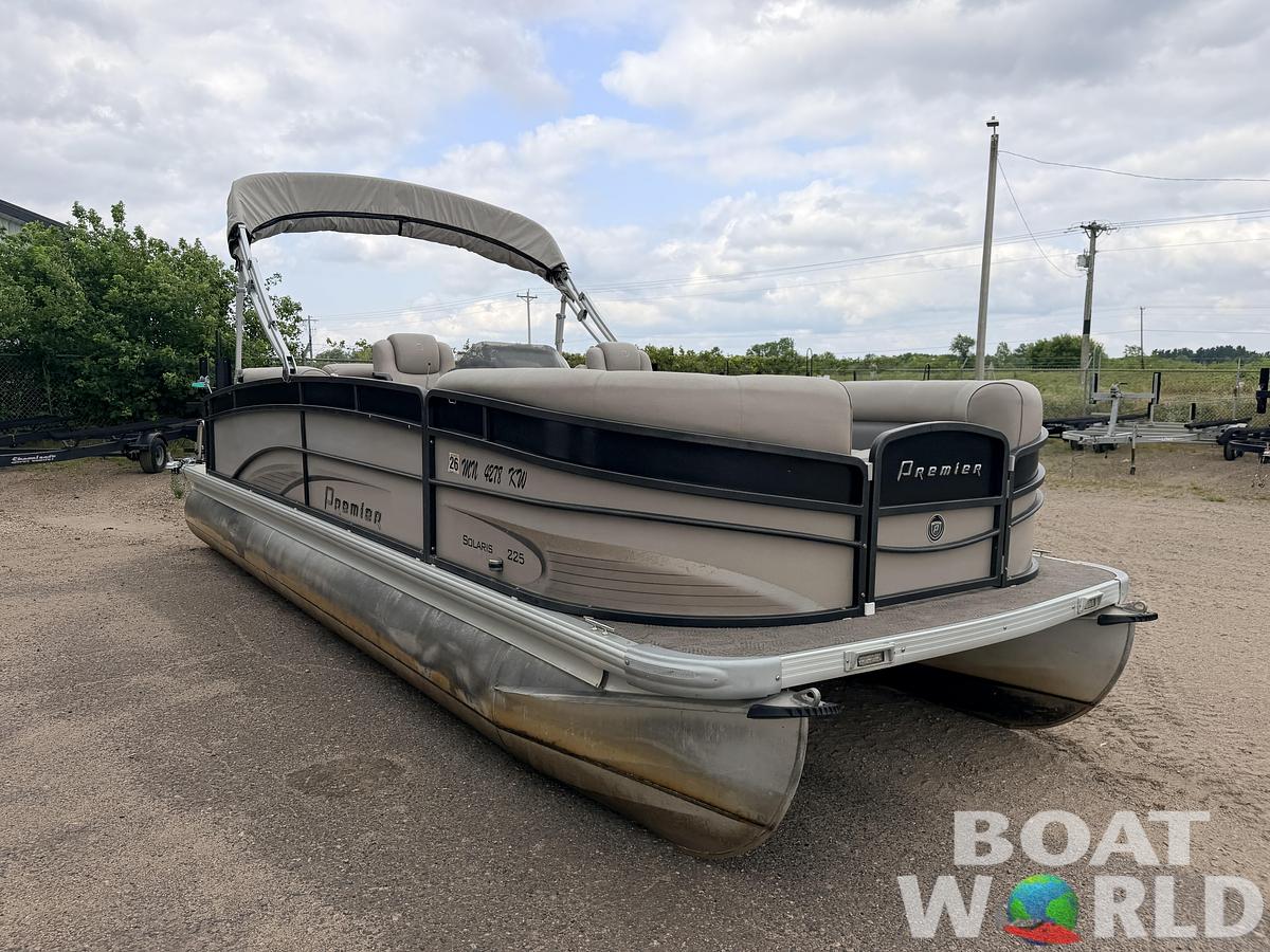 Used 2012 Premier 225 Solaris & 50HP Yamaha 4Stroke -$19,995