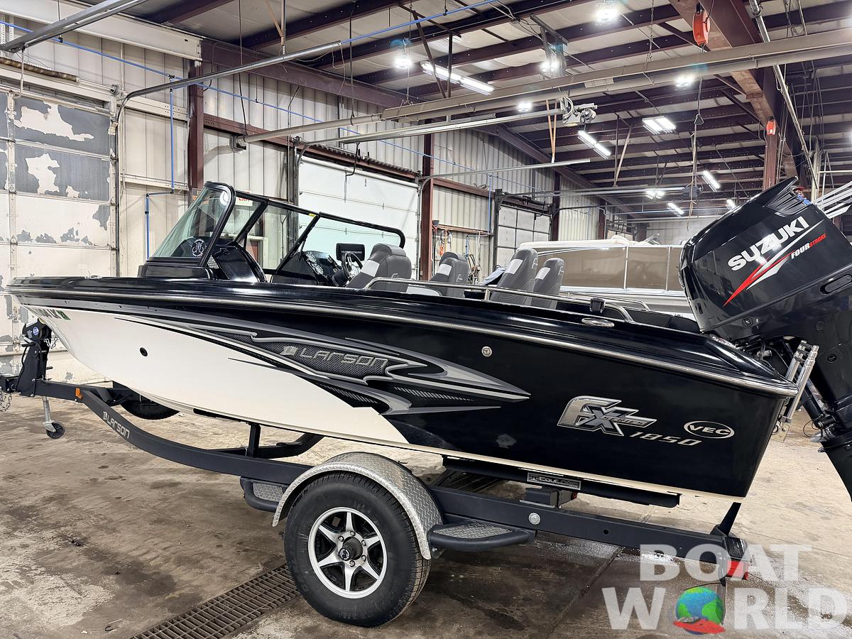 Used 2016 Larson FX 1850 DC Fiberglass Fishing Boat
