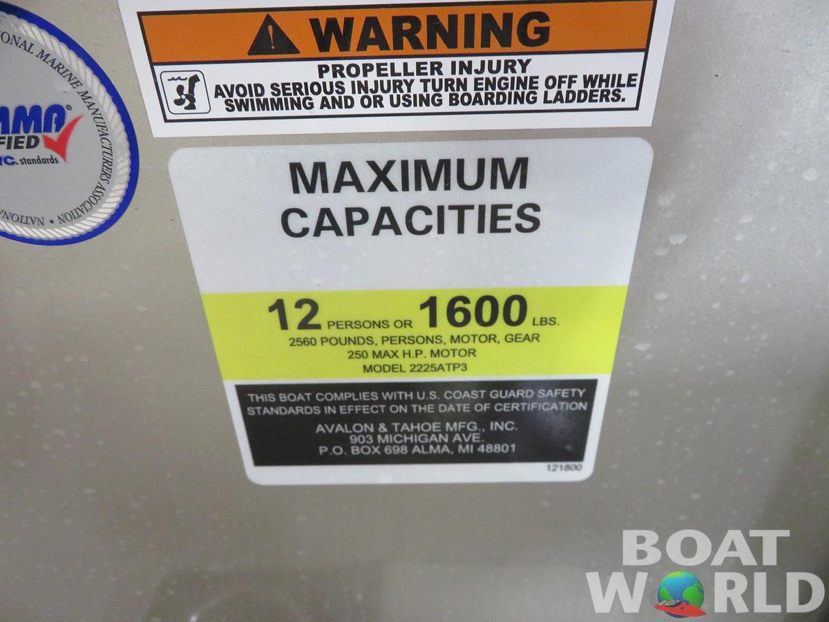2024 Tahoe Pontoons LTZ 2385 Elite Windshield Tritoon & Suzuki 200HP 4-Stroke EFI