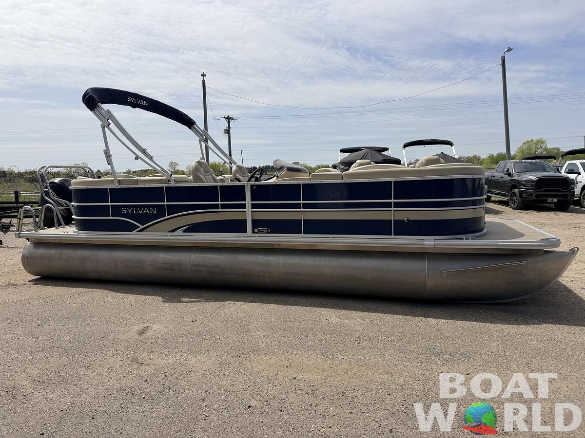 Used 2016 Sylvan Mirage 8524 LE & 150HP Mercury 4Stroke - $29,995