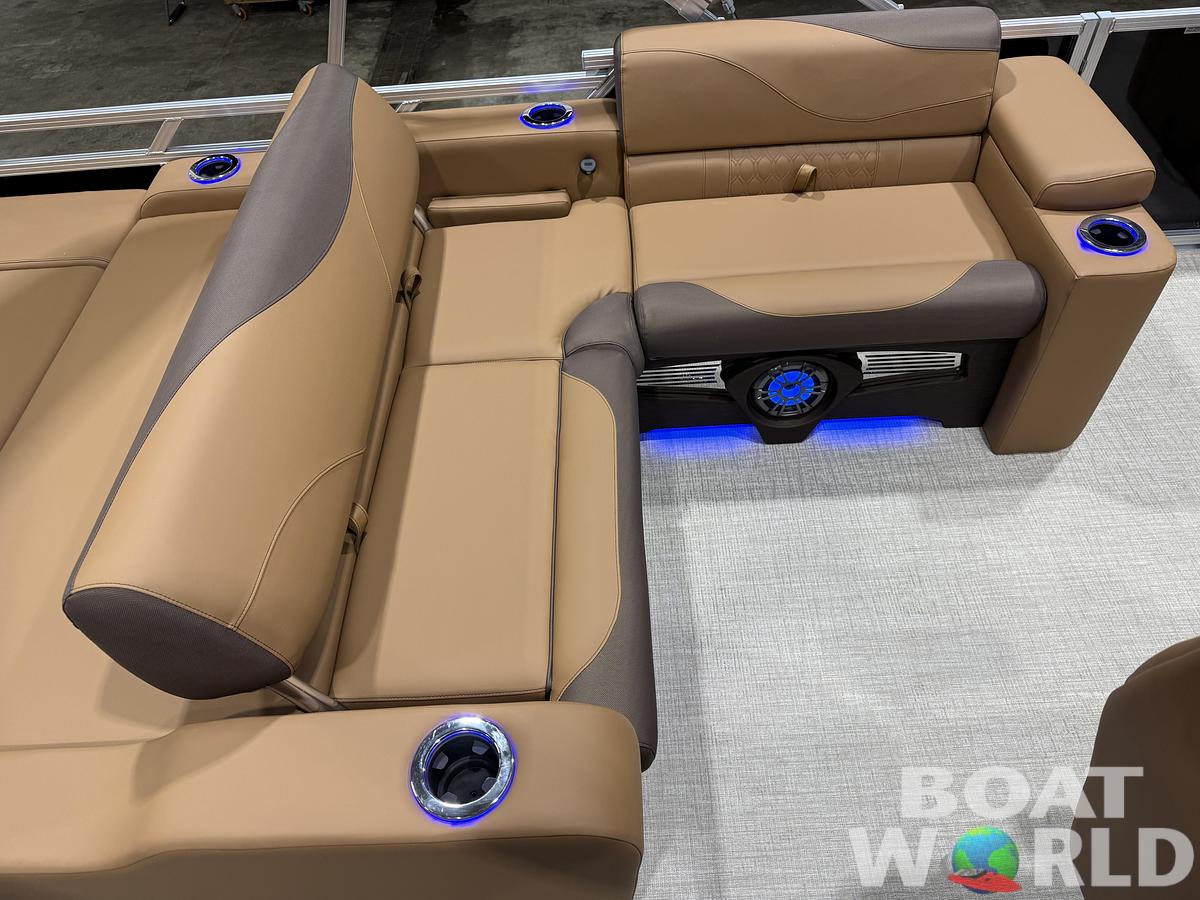 2026 Tahoe Pontoons LTZ 2385 Swingback (VRL) Tritoon