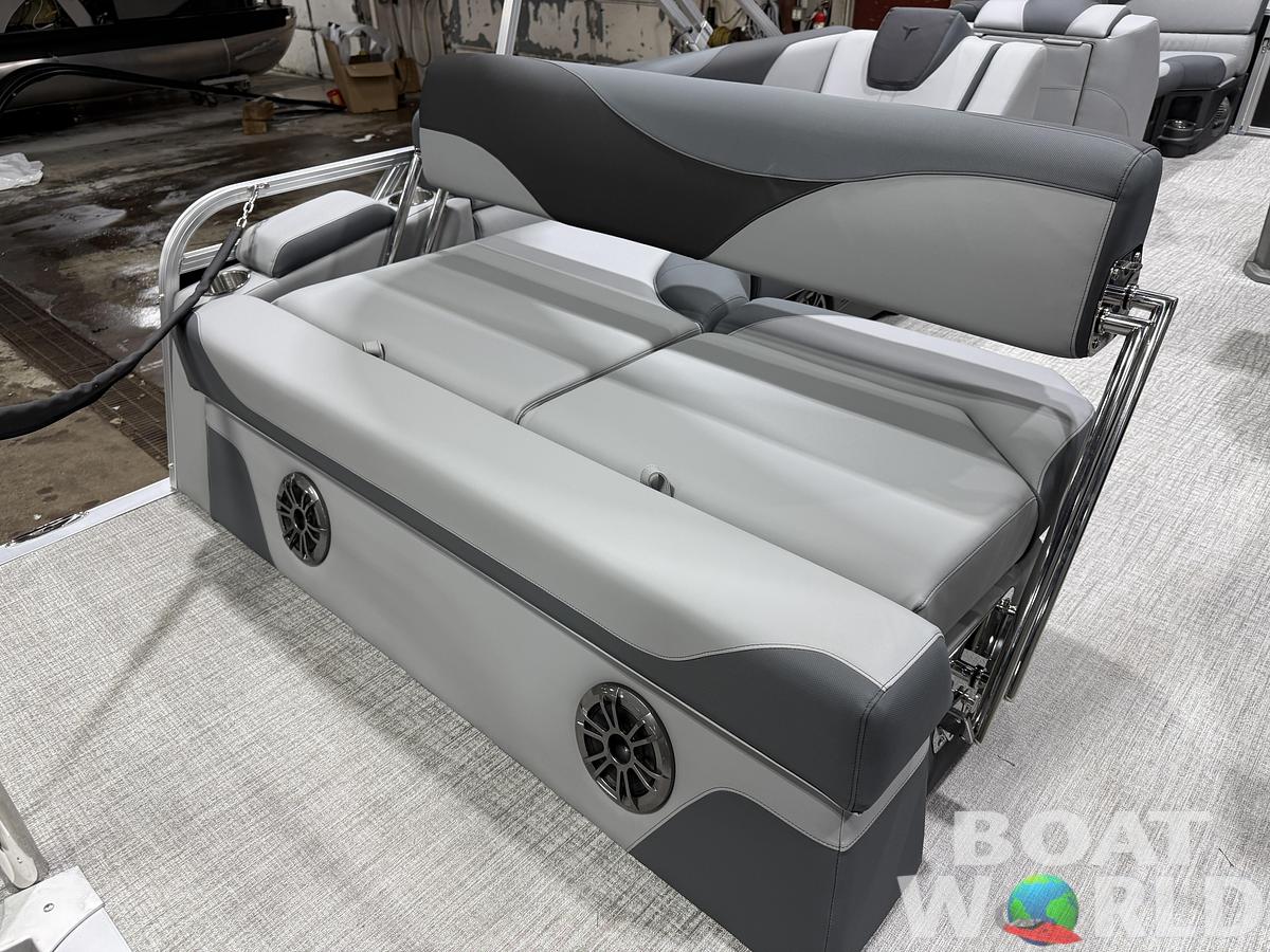 2026 Tahoe Pontoons LTZ 2385 Cruise Rear Bench (CRB)
