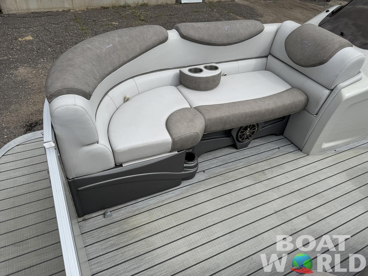 Used 2019 Tahoe Cascade 2385 RJ Pontoon