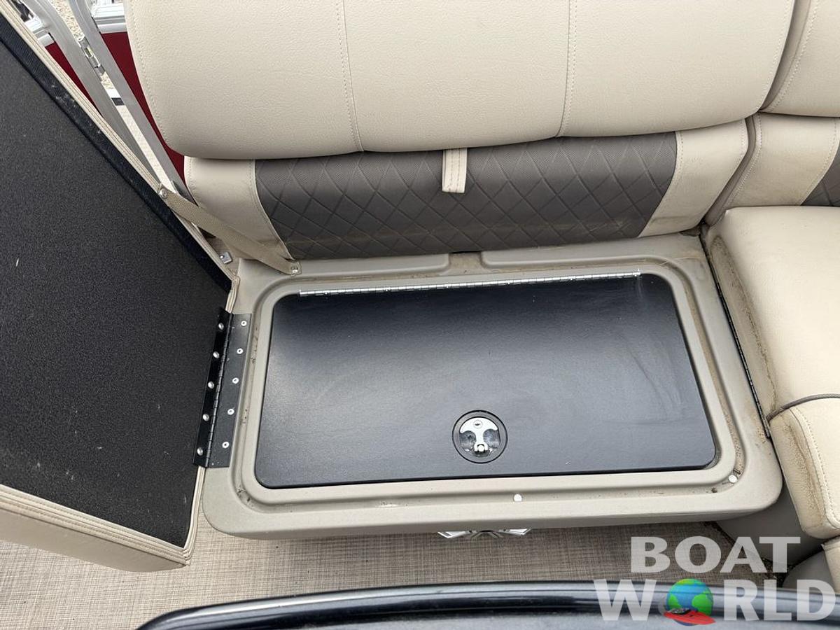 Used 2023 Sun Tracker Party Barge® 20 DLX