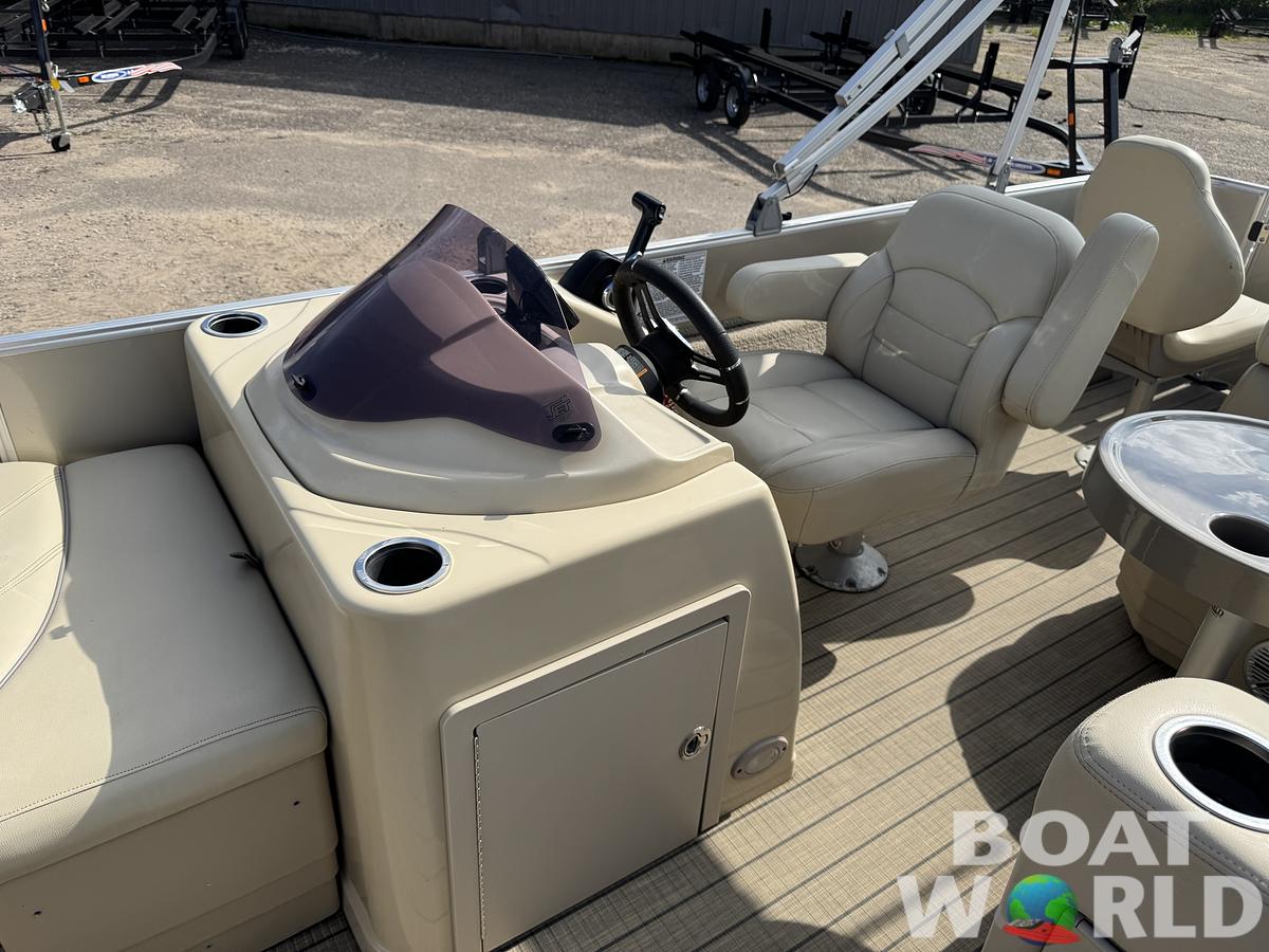 Used 2018 Sylvan Mirage 820 4-PT Pontoon