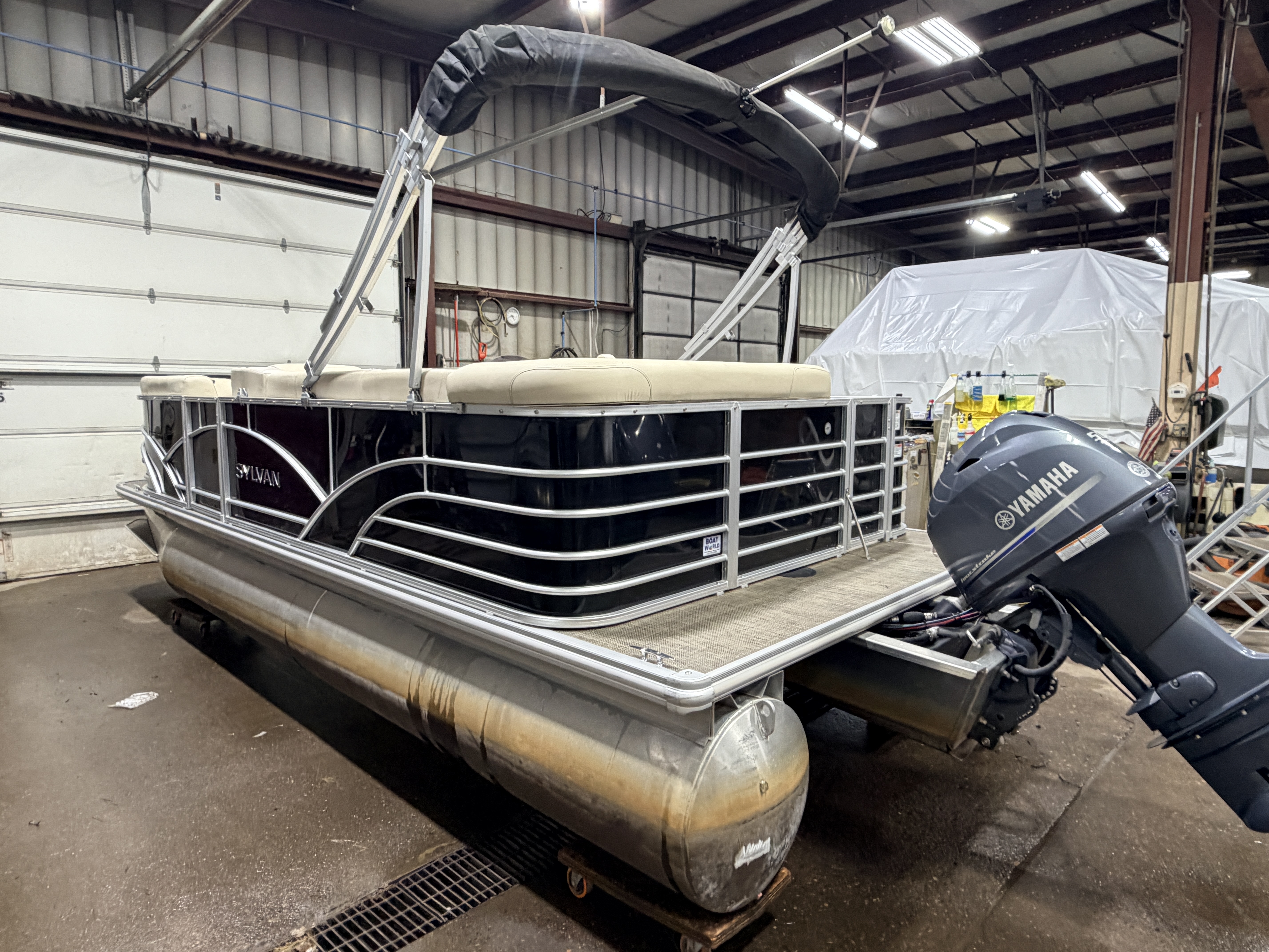 Used 2019 Sylvan Mirage 820 Cruise & 50HP Yamaha 4Stroke