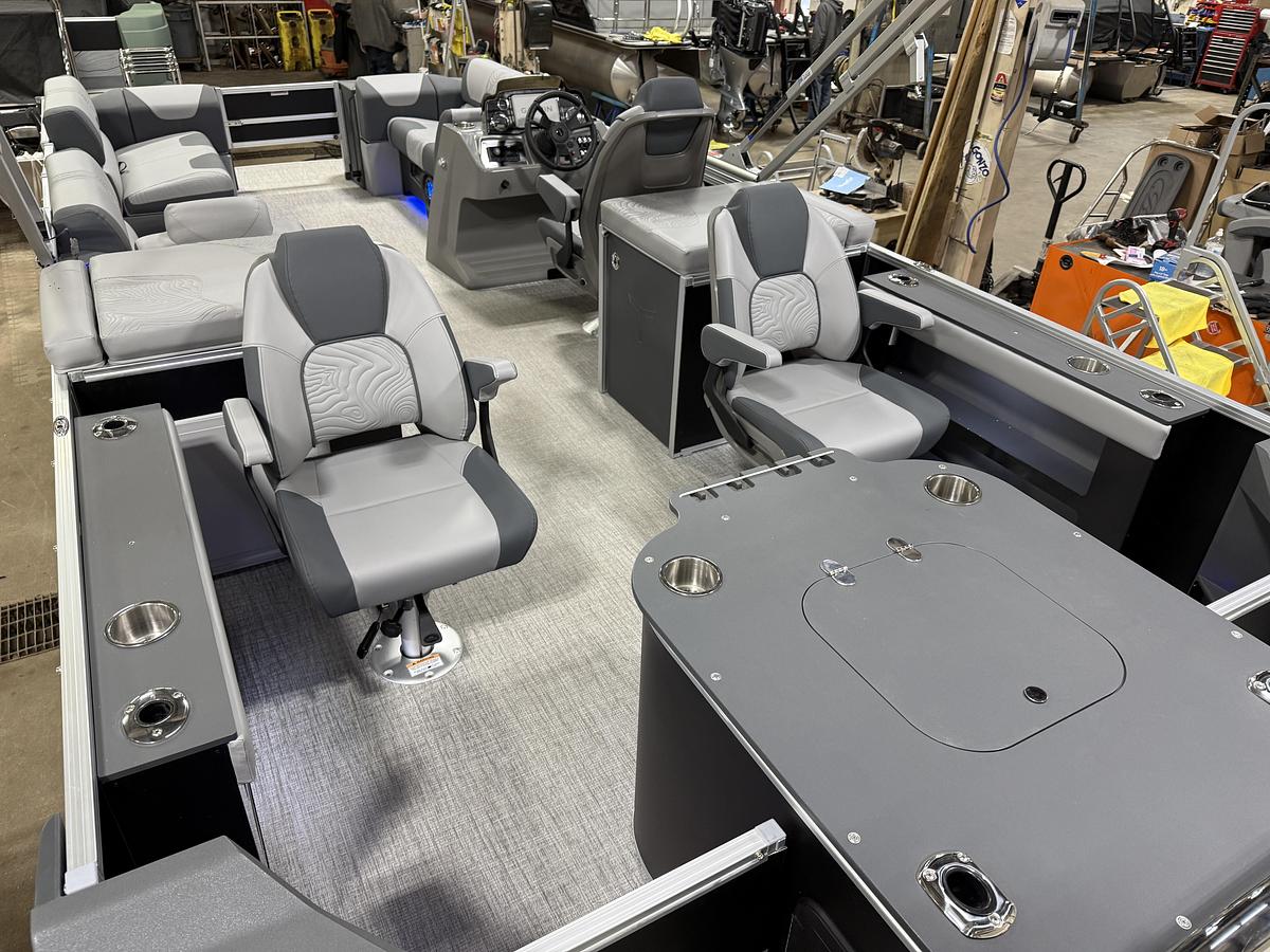 2025 Tahoe Pontoons GEOfish 2385 Rear Fish Tritoon & Honda 4-Stroke EFI