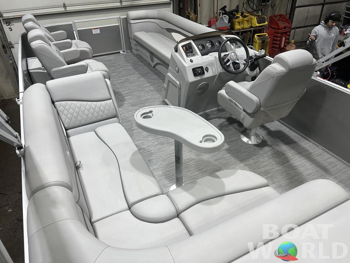 Used 2023 Bennington 21 SLCP Pontoon