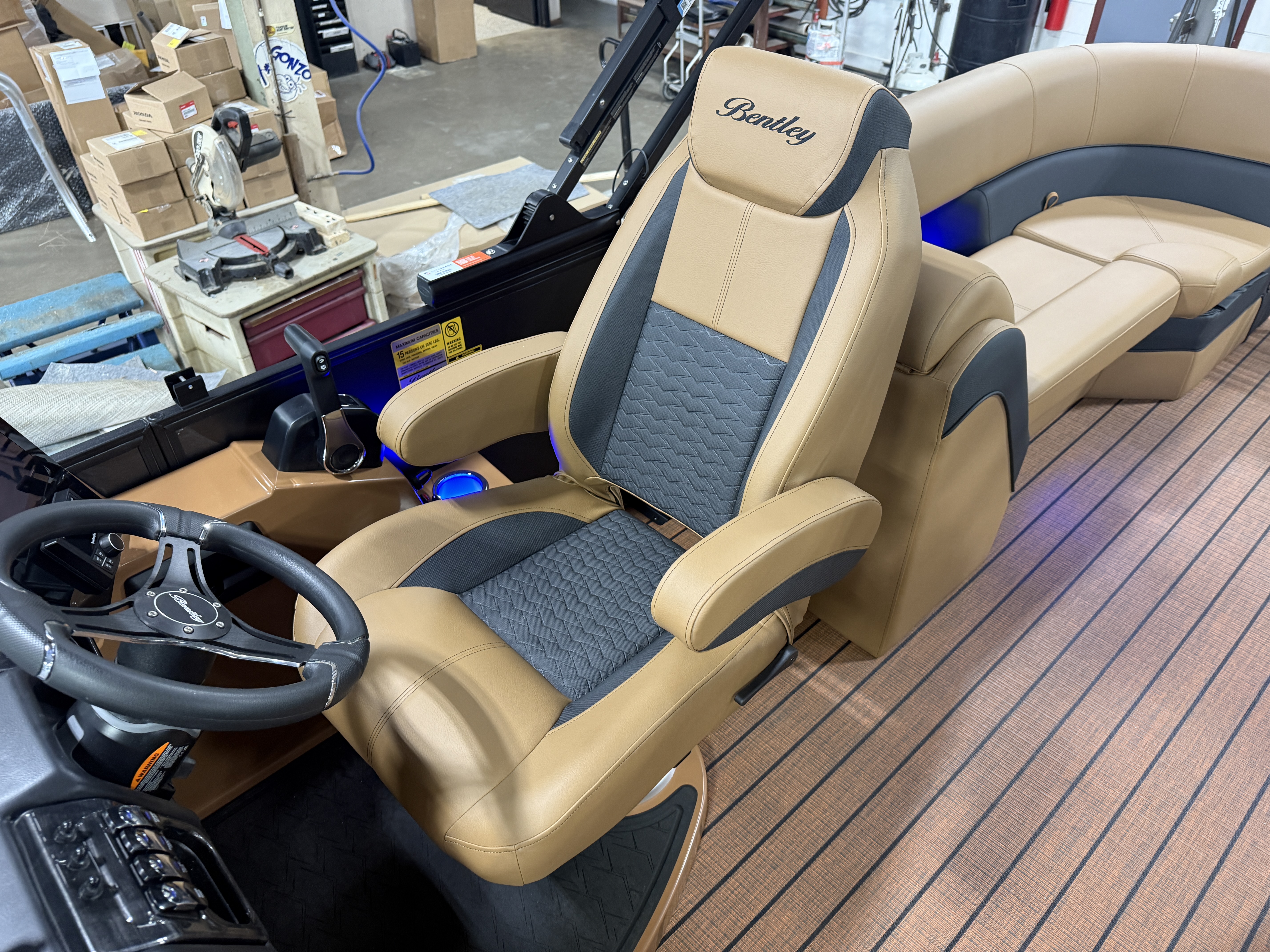 2026 Bentley Pontoons Elite 223 Admiral Quad Lounge Tritoon