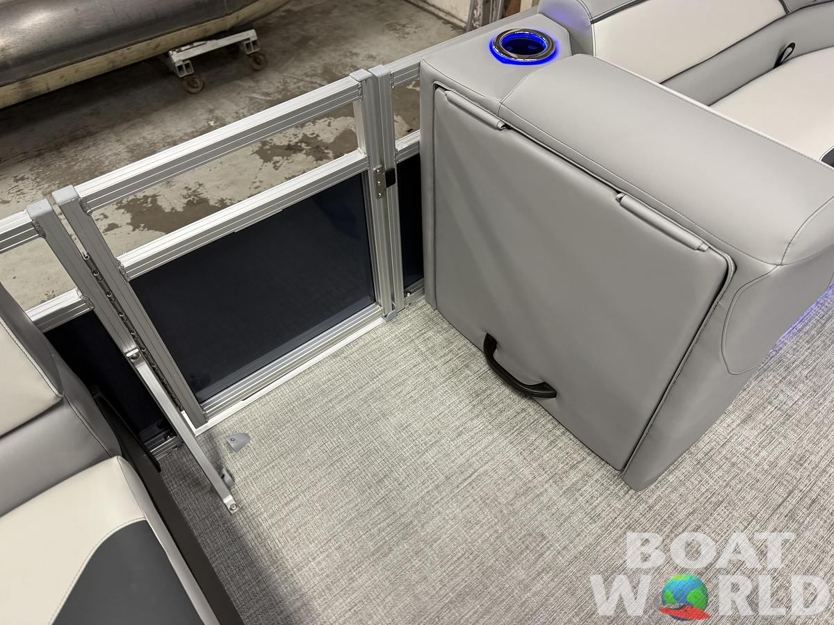 2026 Tahoe Pontoons Sport 2385 Rear Fish Tritoon 