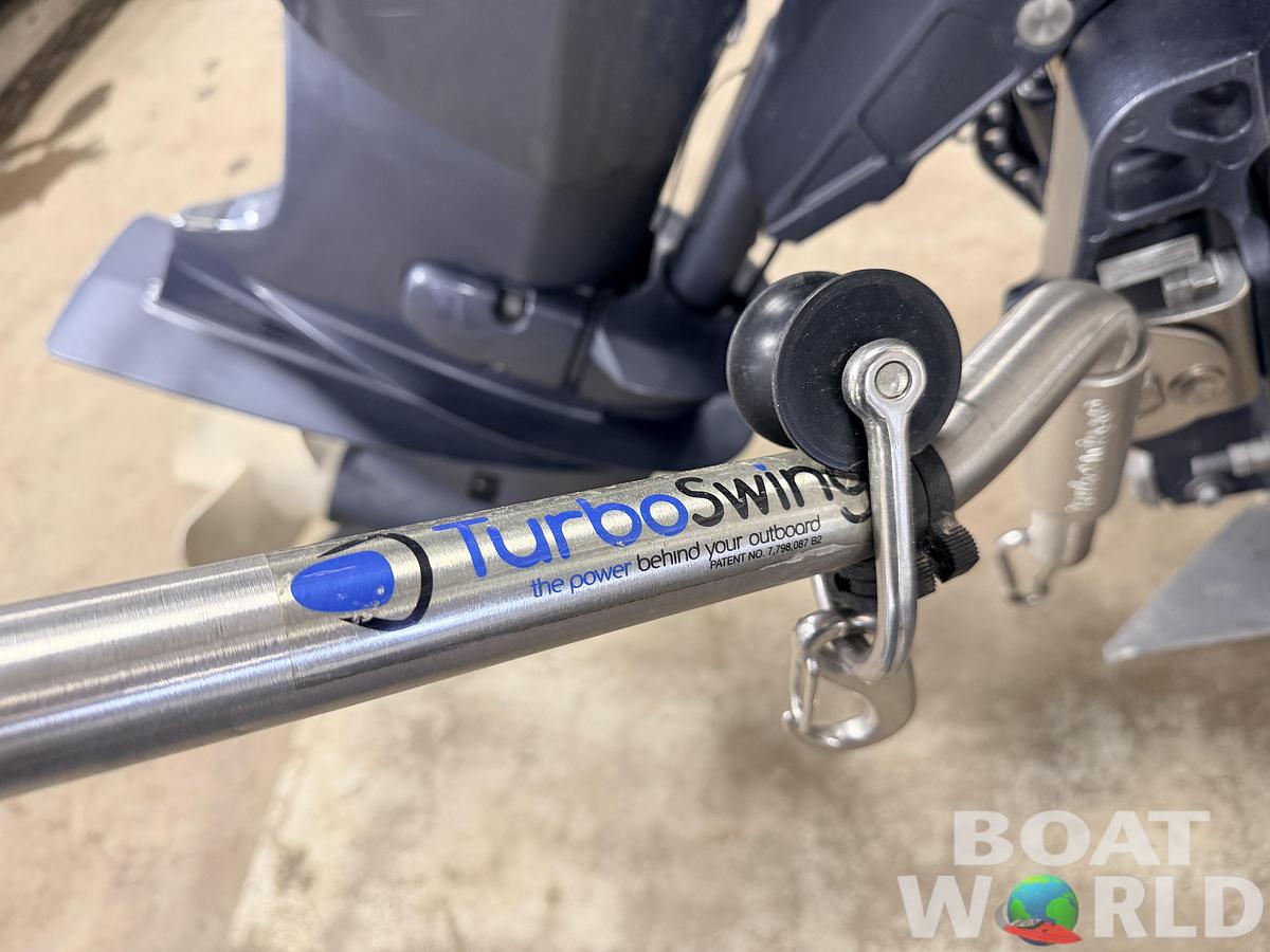 Used 2014 Bennington 2375RL & 70HP Yamaha 4Stroke - $21,995