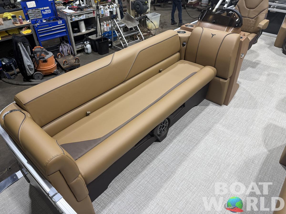 2026 Tahoe Pontoons Sport 2180 Cruise Rear Bench (CRB) 