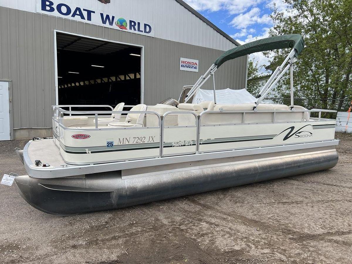 Used 2005 Bennington Sedona F21 Pontoon