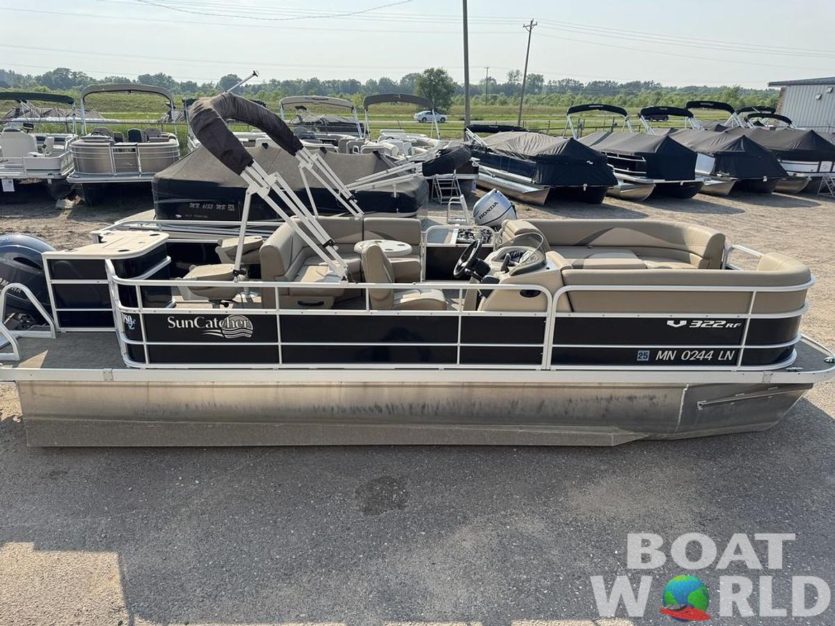 Used 2016 SunCatcher V322 RF Tritoon Pontoon
