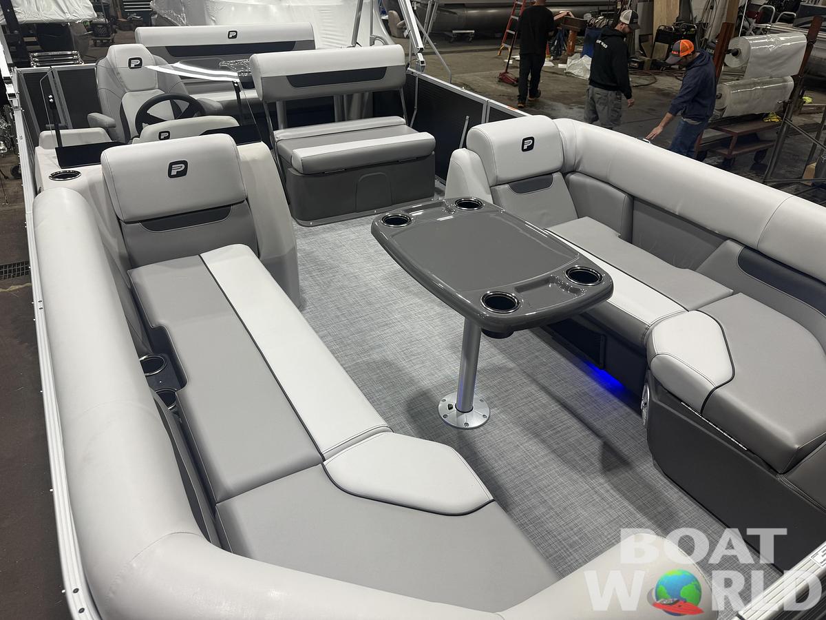 2026 Princecraft Vectra 23 RL Dinette Swingback Pontoon