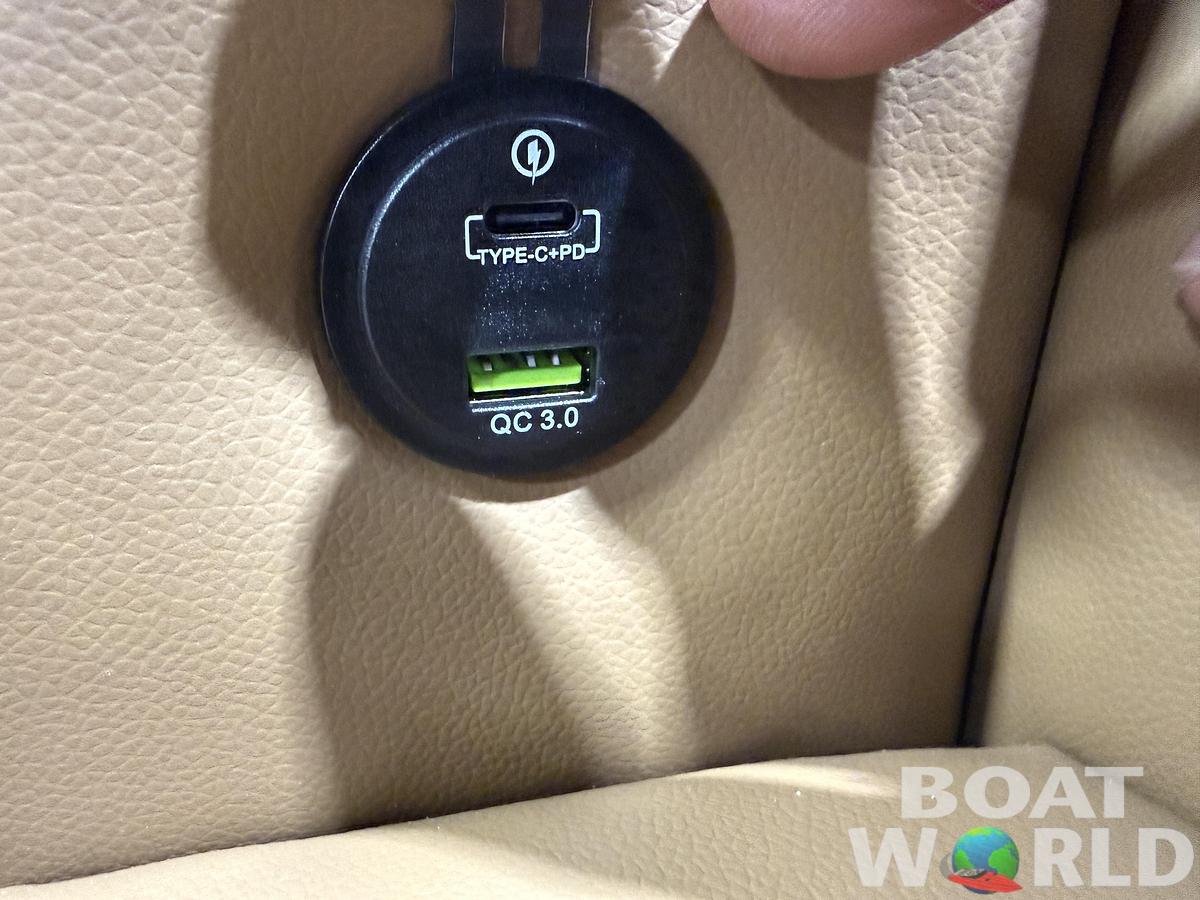 2026 Tahoe Pontoons Sport 2180 Swingback (VRB) 