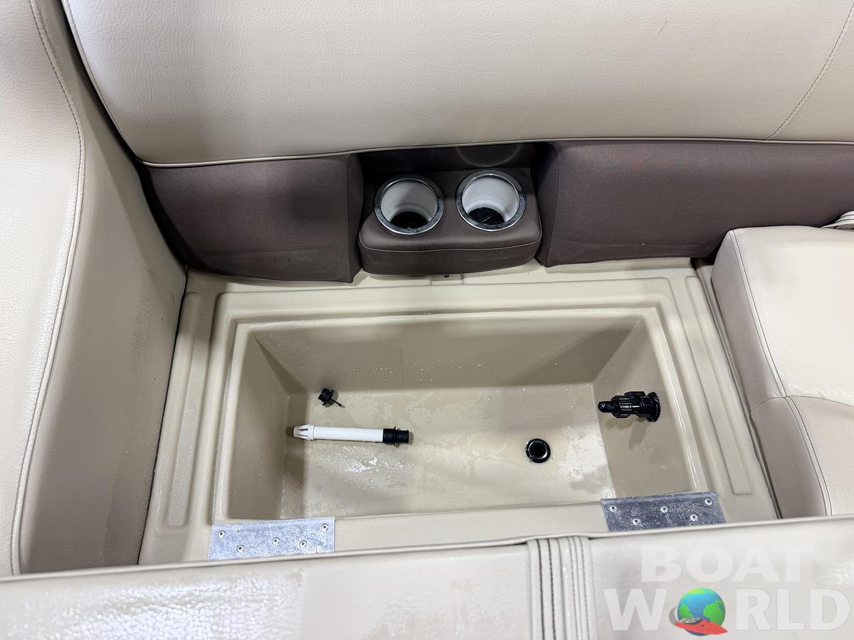 Used 2022 Bentley Pontoons Legacy 200 Navigator Quad Lounge & 100HP Honda 4Stroke -$34,995