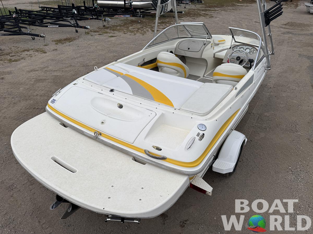 Used 2004 Maxum 1800 SR3 Runabout