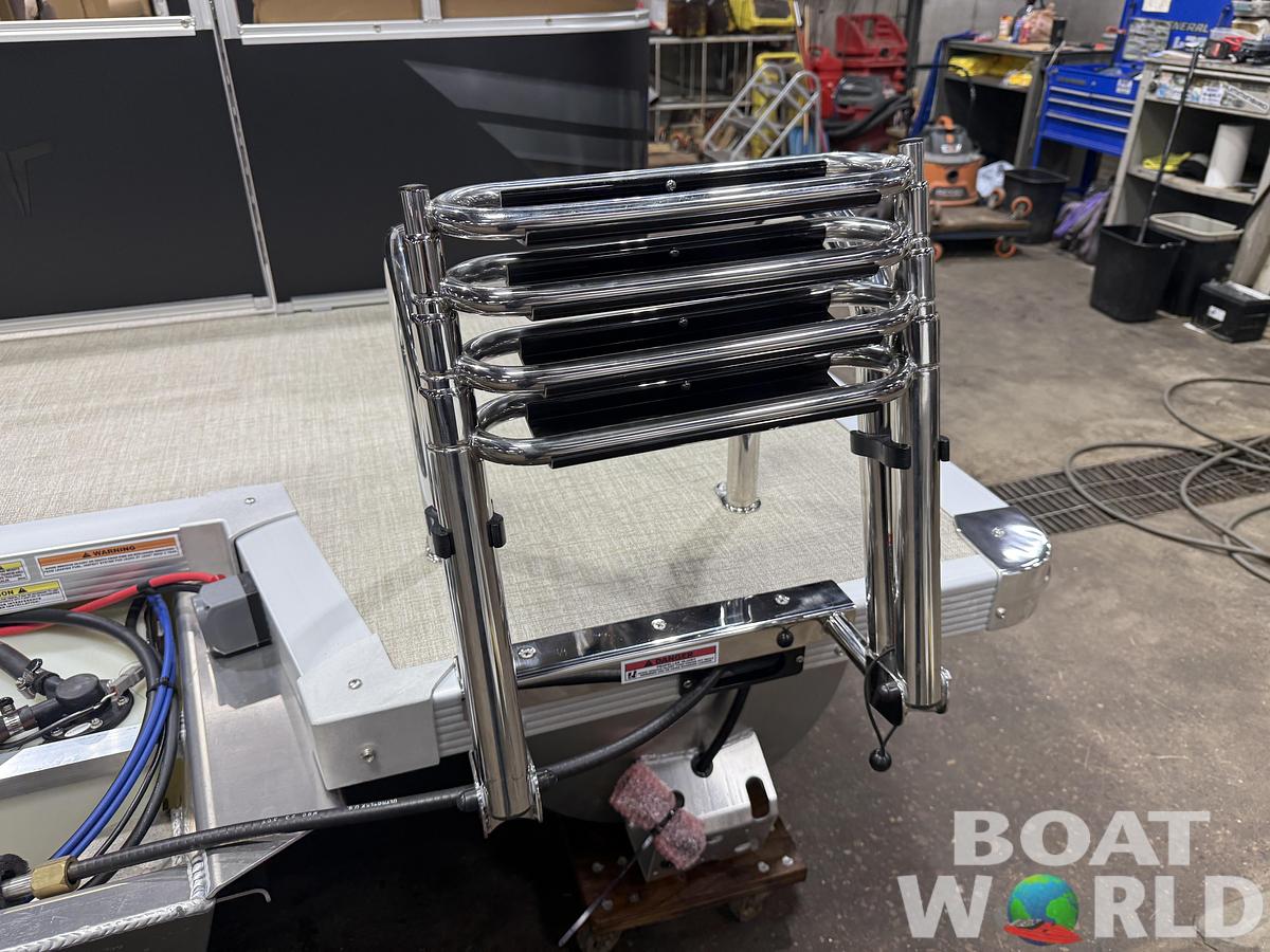 2026 Tahoe Pontoons Sport 2380 Quad Lounge