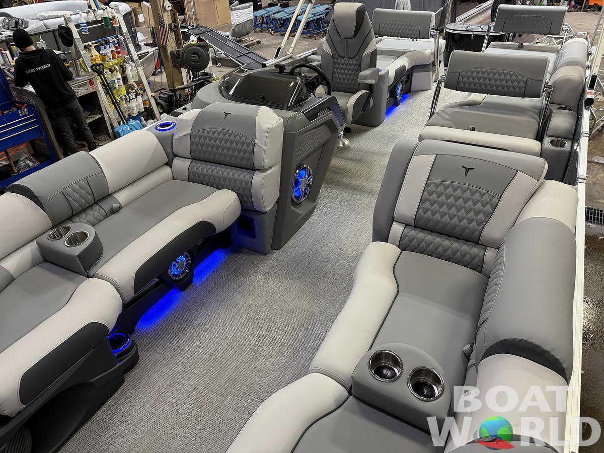 2025 Tahoe Pontoons Cascade 2385 Quad Lounge Shift Flip Tritoon & Honda 4-Stroke EFI