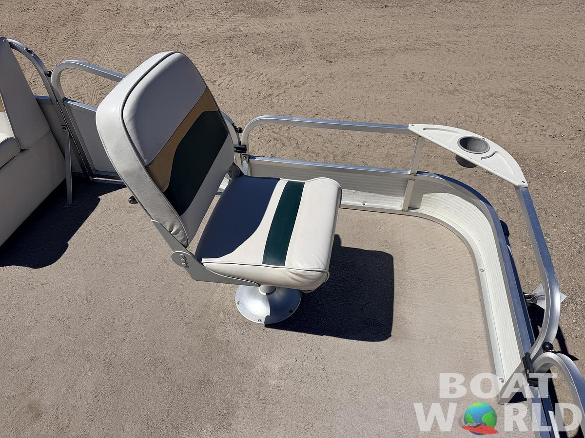 Used 2010 Palm Beach 2023 Fishmaster & 60HP Mercury 4Stroke -$12,995