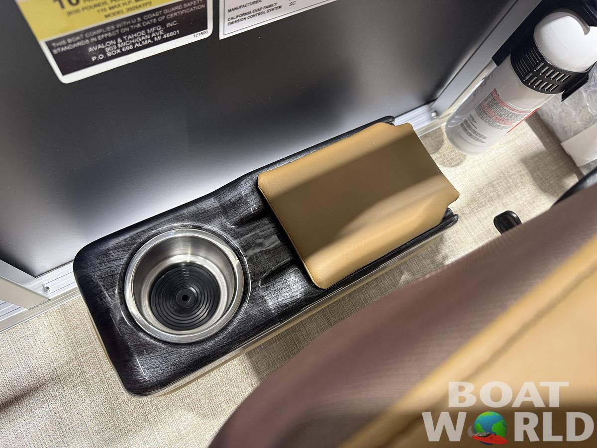 2026 Tahoe Pontoons Sport 2180 Quad Lounge