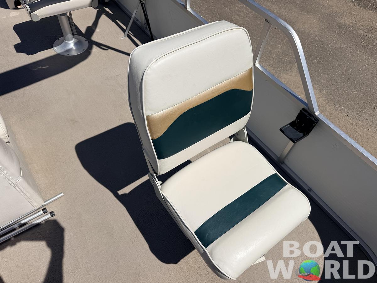 Used 2010 Palm Beach 2023 Fishmaster & 60HP Mercury 4Stroke -$12,995