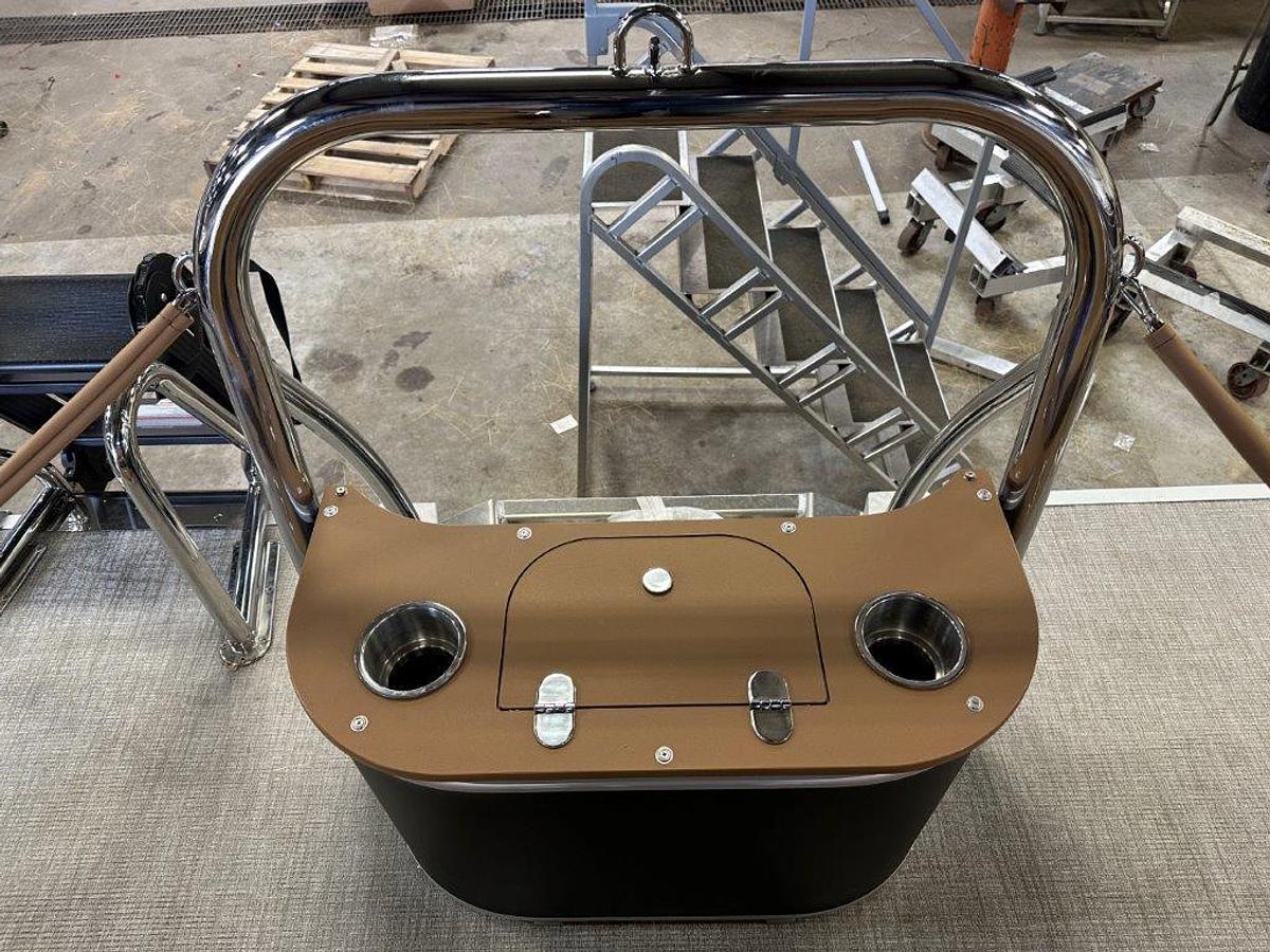 2025 Tahoe Pontoons Cascade 2385 Quad Lounge Shift SS Tritoon & Honda 4-Stroke EFI