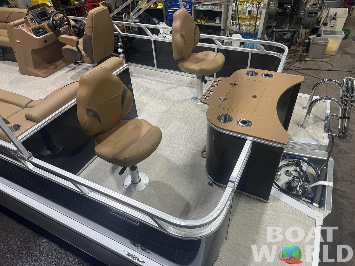 2026 Tahoe Pontoons Sport 2185 Rear Fish 