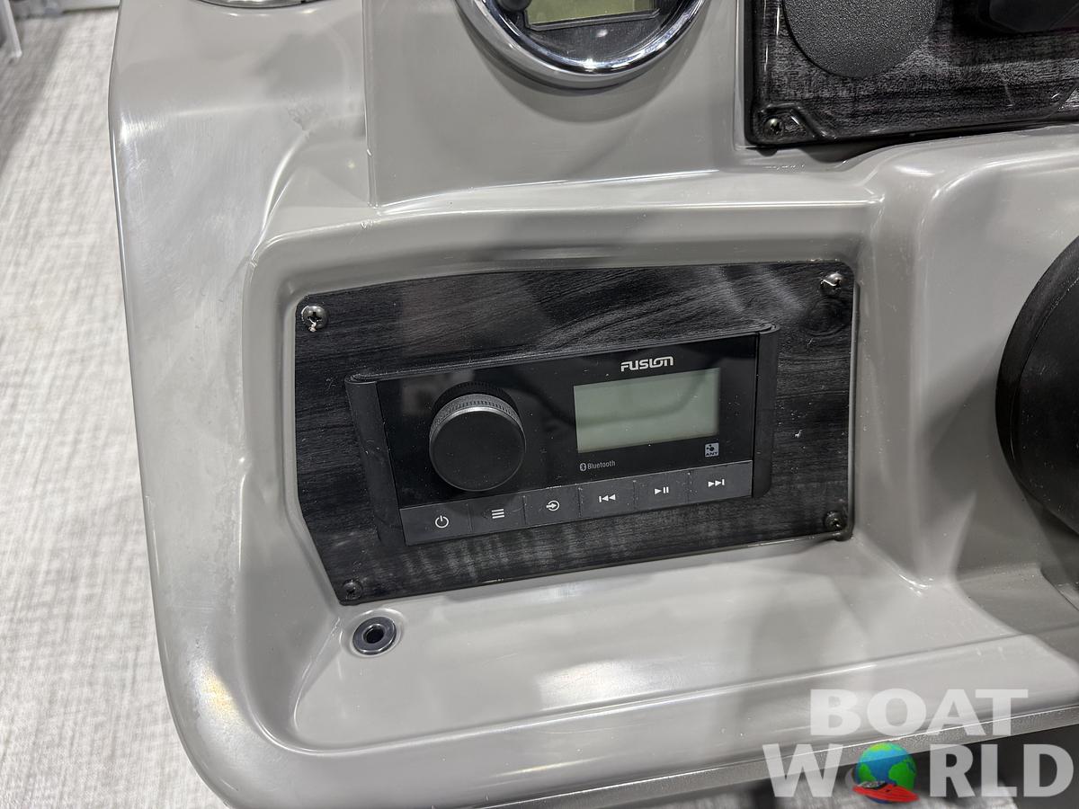 2026 Tahoe Pontoons Sport 2180 Quad Lounge