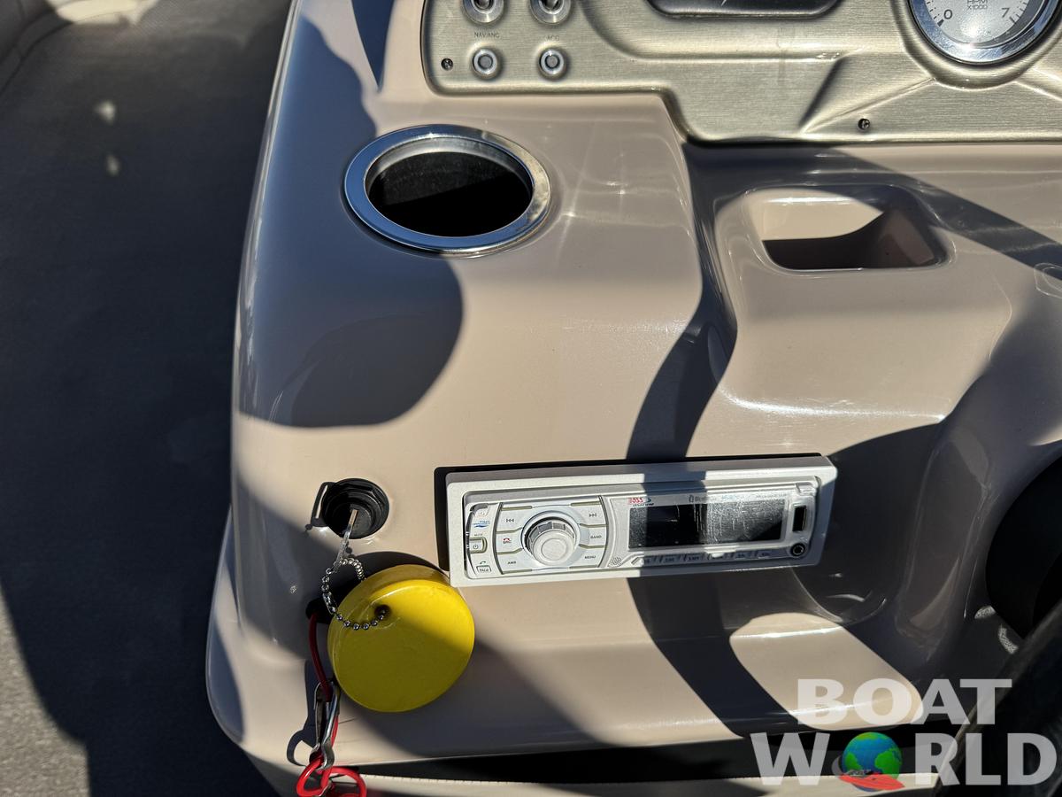 Used 2012 SunChaser Oasis 820 Pontoon