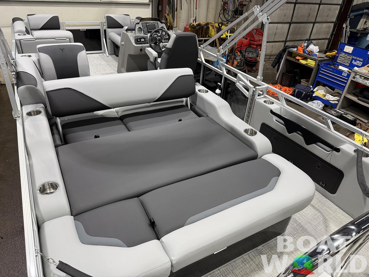 2026 Tahoe Pontoons Sport 2180 Swingback (VRB) 