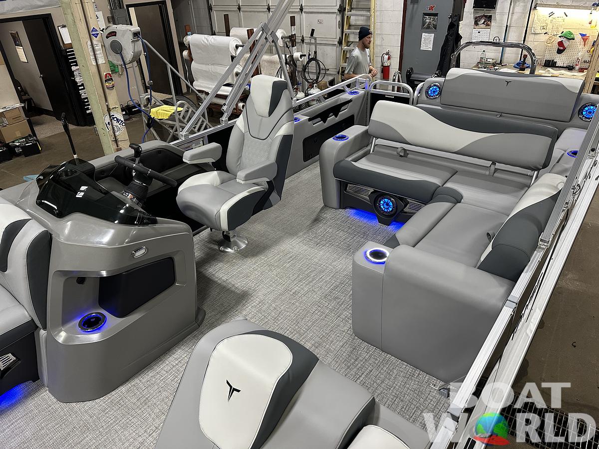 2025 Tahoe Pontoons LTZ 2385 Swingback (VRL) Tritoon & Honda 4-Stroke EFI