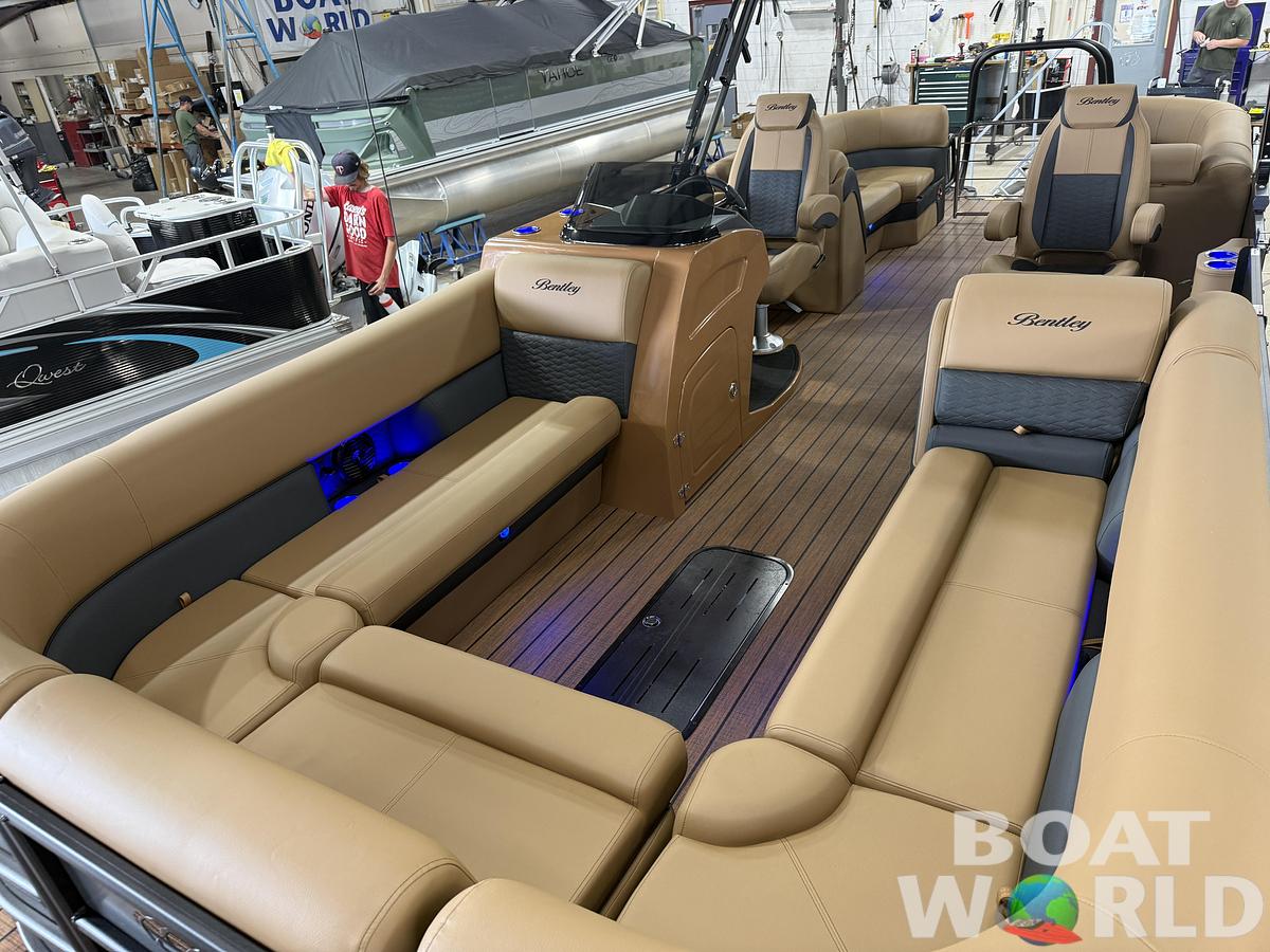2027 Bentley 350HP Elite 253 Admiral Quad Lounge Tritoon $89995