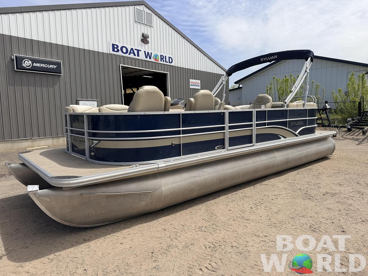 Used 2016 Sylvan Mirage 8524 LE & 150HP Mercury 4Stroke - $29,995