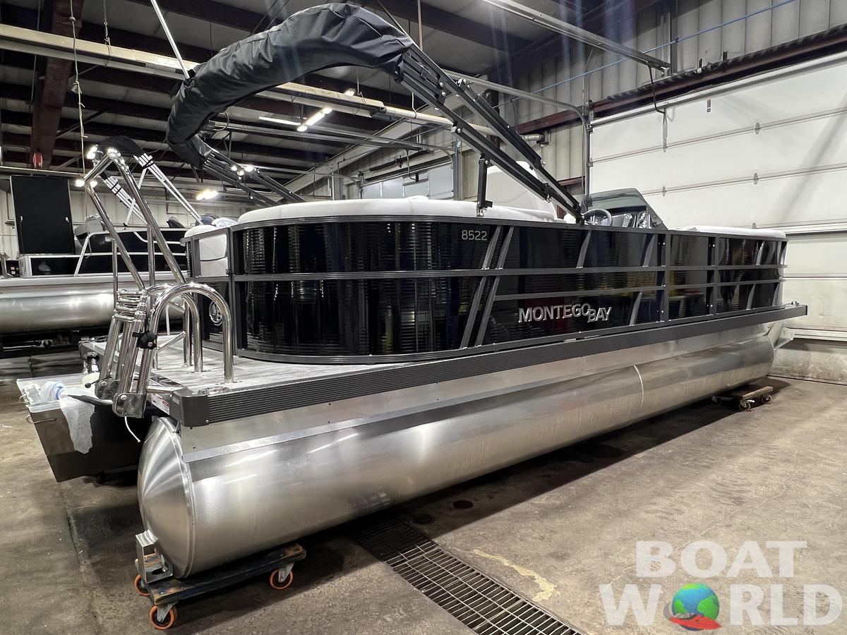 2026 Montego Bay 8522 BR DL Quad Lounger & Honda 4-Stroke $39995