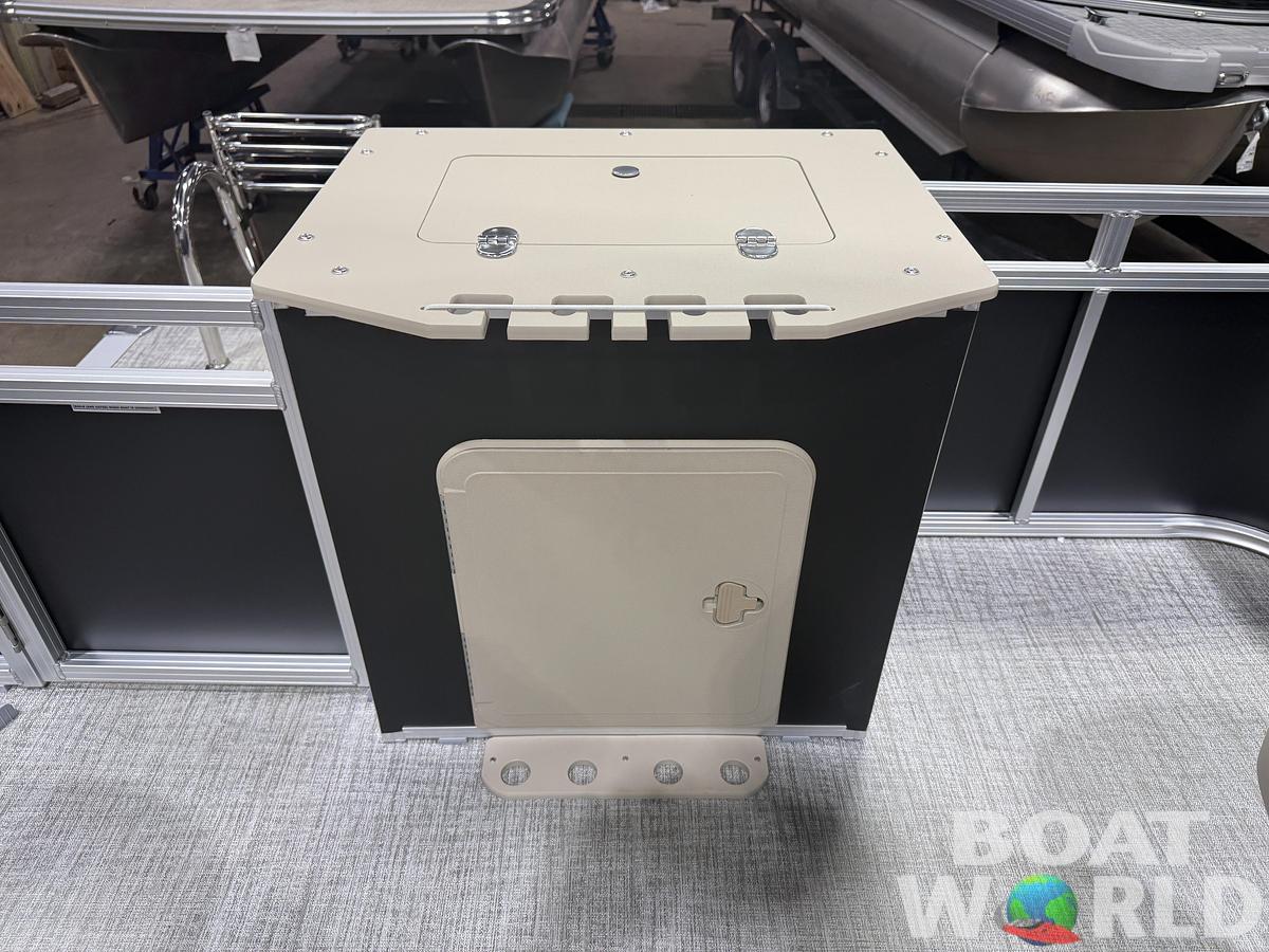 2026 Tahoe Sport Fish & Cruise 23E80 Pontoon $33995