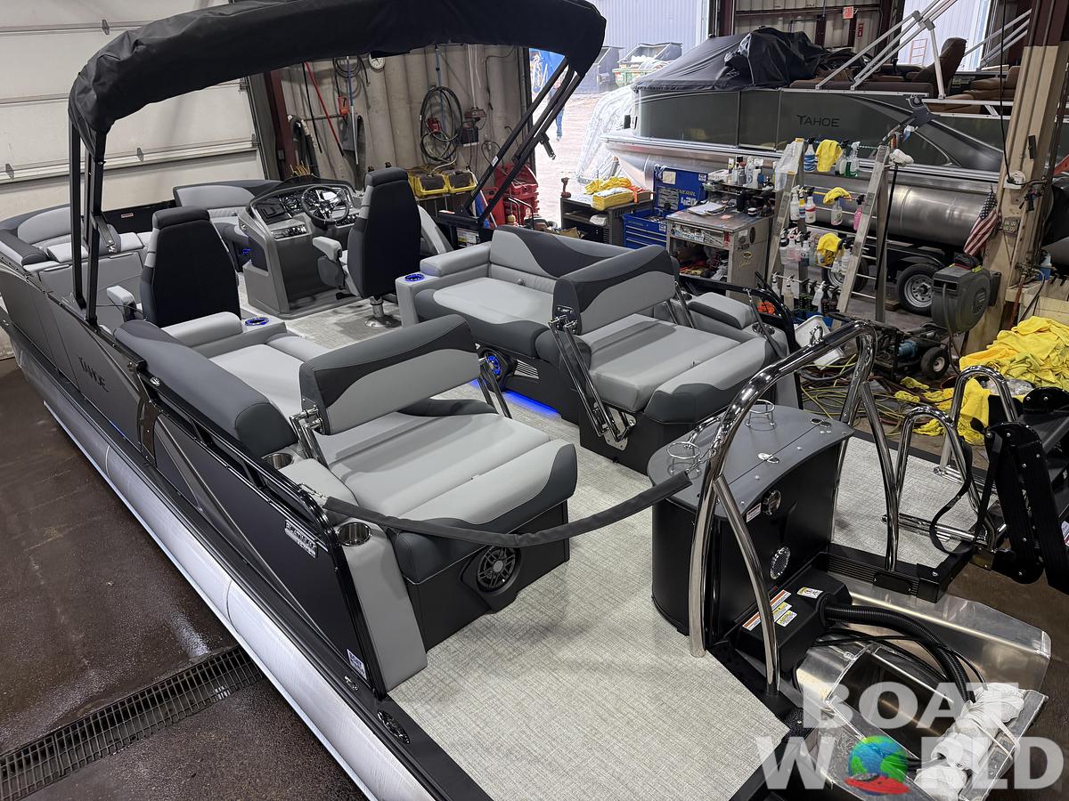 2027 Tahoe LTZ 300HP QLS 2585 Tritoon $71,995