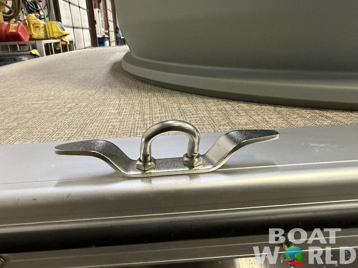 2025 Tahoe Pontoons Aura 1985 Quad Lounge & 50HP 4-Stroke EFI