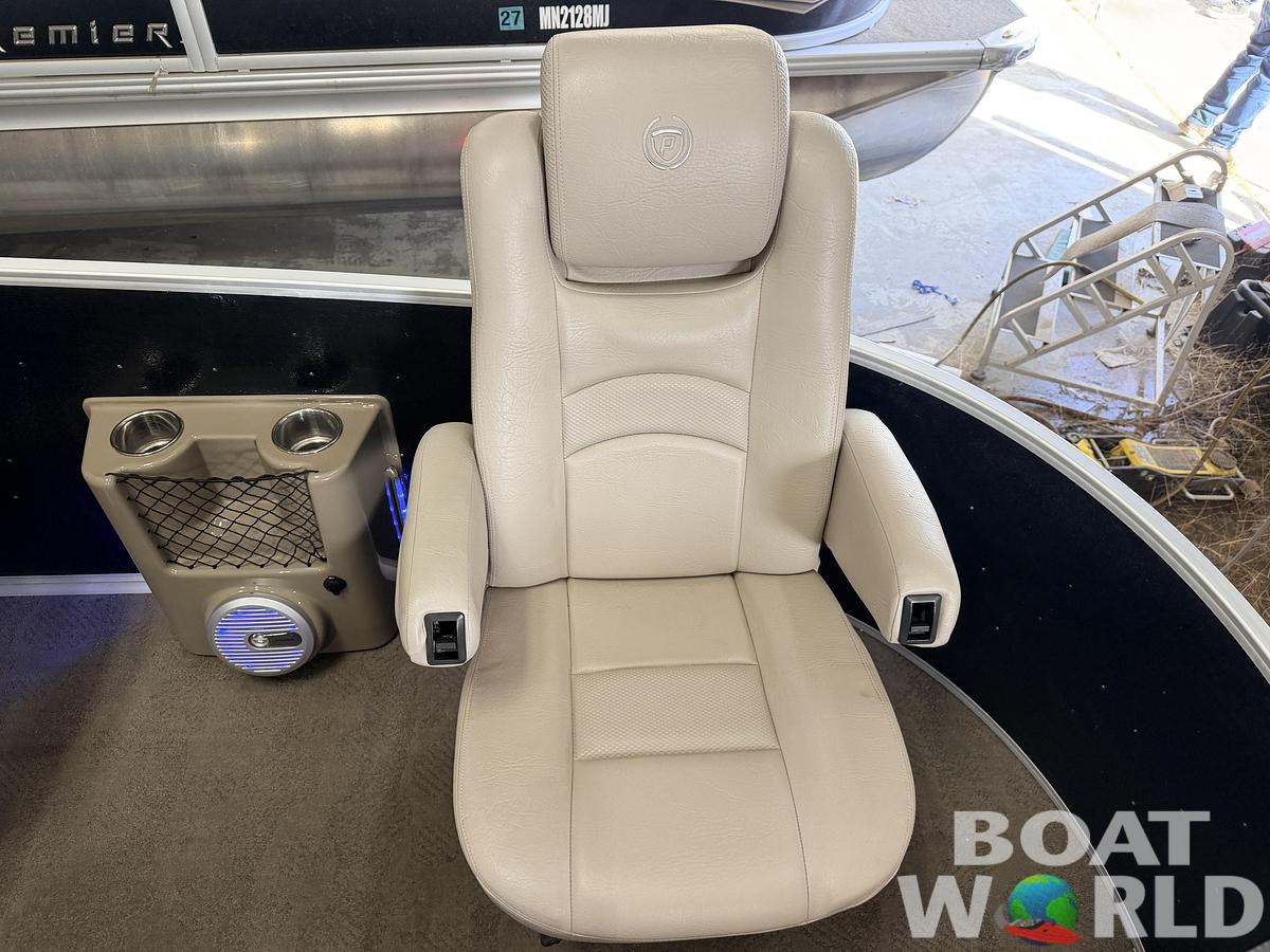 Used 2012 Premier 250 Intrigue & 140HP Suzuki 4Stroke -$21,995