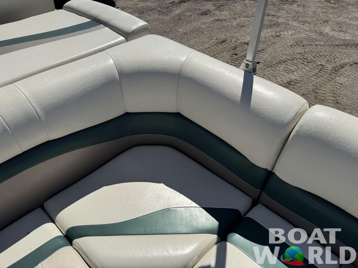 Used 2005 Lowe SunCruiser Trinidad 204