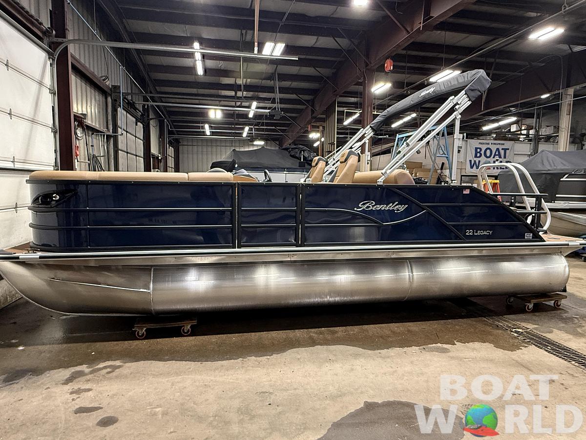 2026 Bentley Legacy 223 Swingback Tritoon $52995