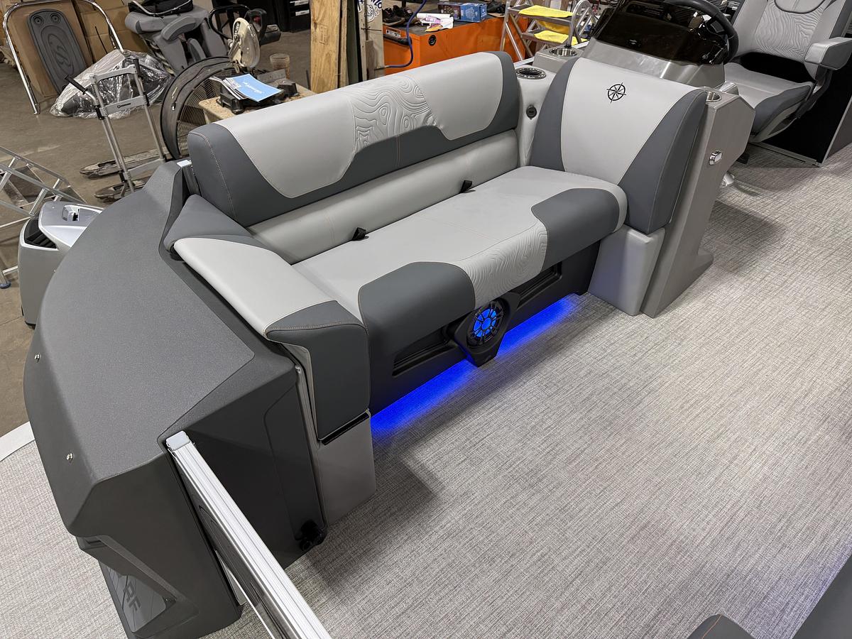 2025 Tahoe Pontoons GEOfish 2385 Rear Fish Tritoon & Honda 4-Stroke EFI