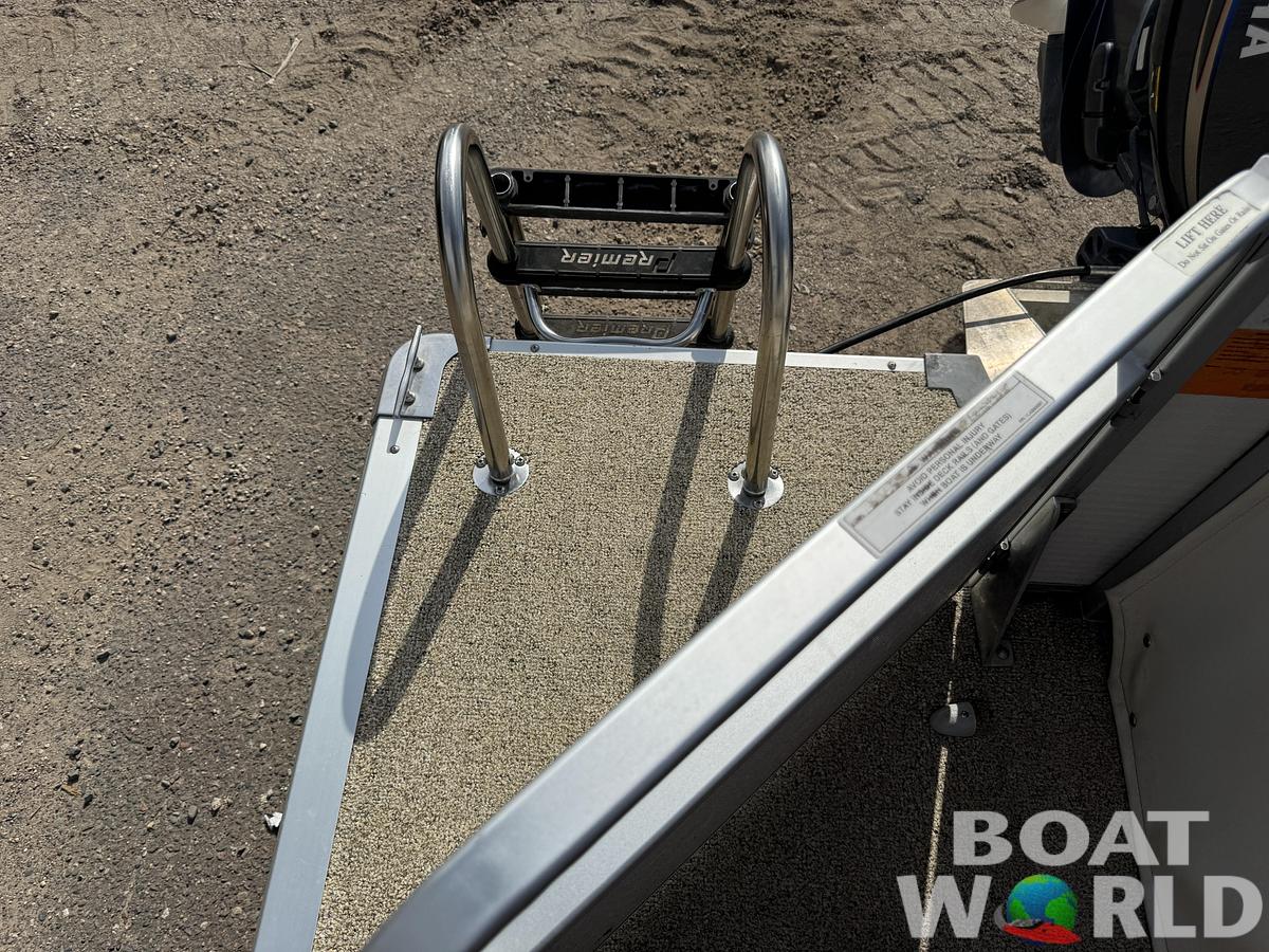 Used 2009 Premier 220 SunSpree DL Pontoon