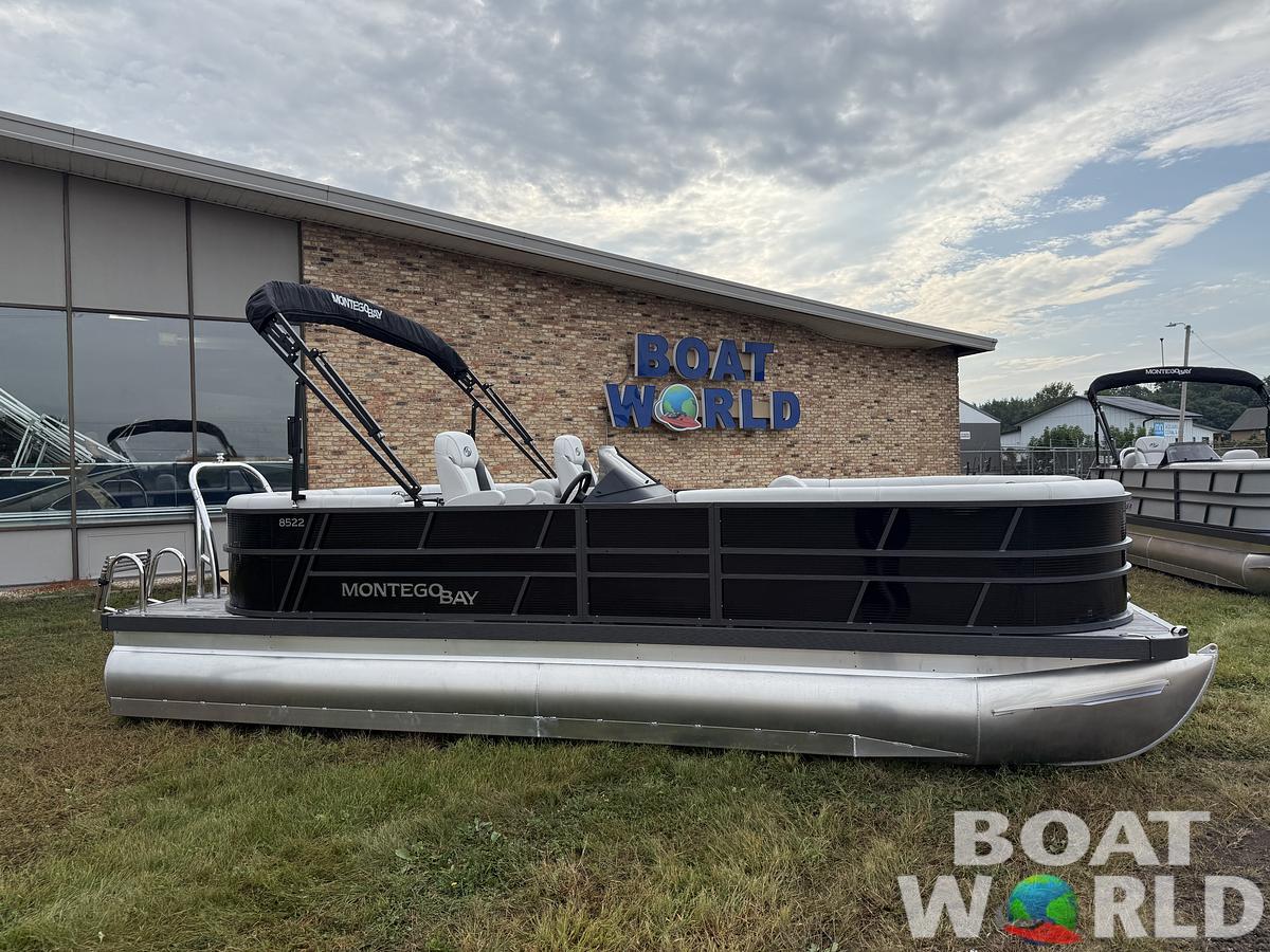 2026 Montego Bay 8522 Quad Lounge Tritoon 