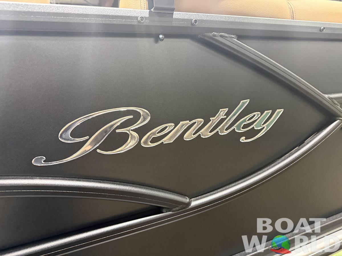 2027 Bentley Legacy 220 Navigator Quad Lounge Pontoon $43995