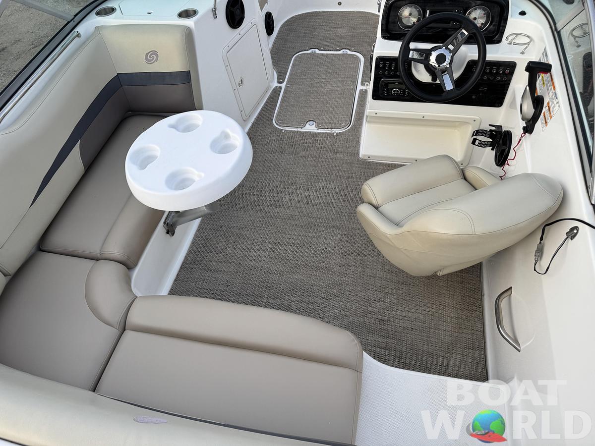 Used 2019 Hurricane SunDeck 187 with 150HP Yamaha Fourstroke EFI Outboard