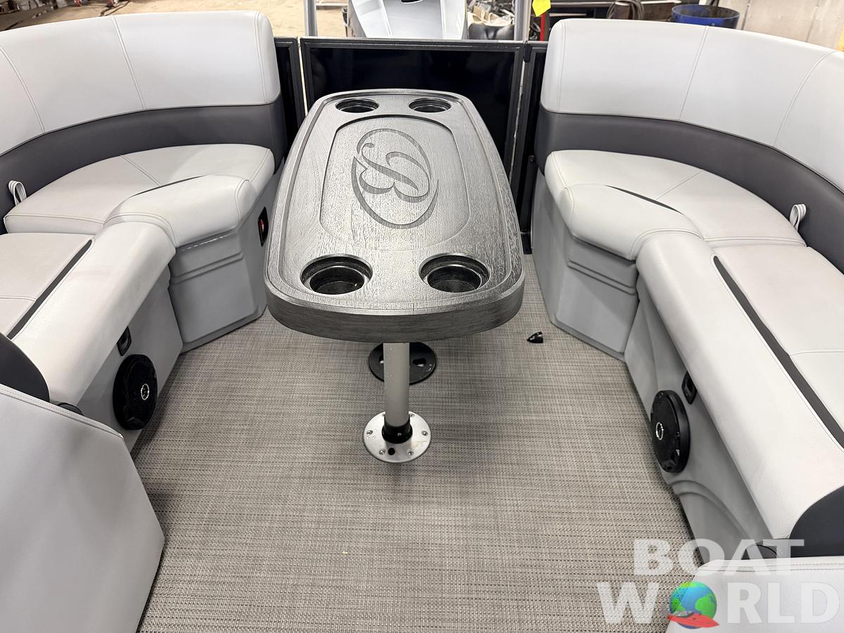 Used 2024 Bentley Legacy 223 150HP Navigator Tritoon - $47995